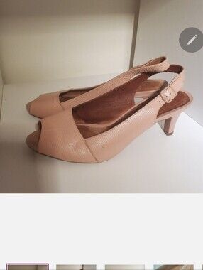 Clark's atristain heels 👠  9.5